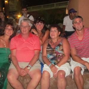 Meet your Posher, Carla